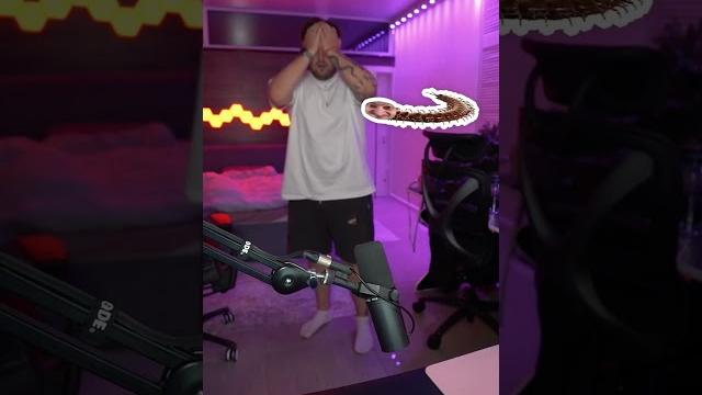 Twitch: guacamolemolly #guacamolemolly #guacamole #марк #гуакомоле #гуакамоли #гвакамоле Twitch: guacamolemolly #guacamolemolly #guacamole #марк #гуакомоле #гуакамоли #гвакамоле