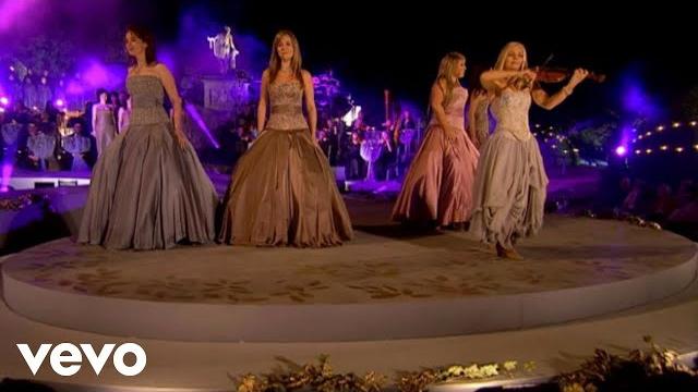 Celtic woman - you raise me up (live) Celtic woman - you raise me up (live)