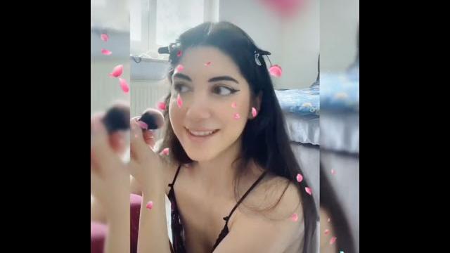 "live " makeup with cute teen #downblouse "live " makeup with cute teen #downblouse