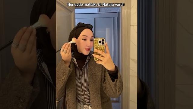 Tesettürlü öğretmen ve makyaj Tesettürlü öğretmen ve makyaj