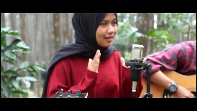 Sia-chandelier cover by clazzanas id Sia-chandelier cover by clazzanas id
