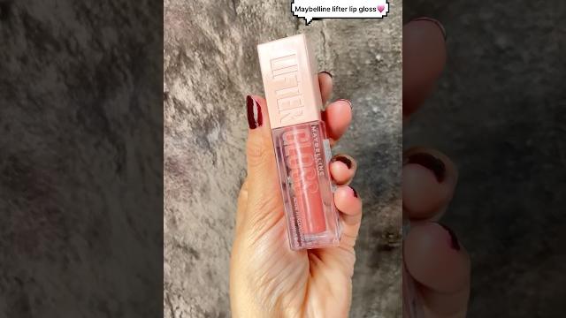 Maybelline lifter lip gloss in the shade"moon003"#shorts #ytshorts #beauty #makeup #youtubeshorts Maybelline lifter lip gloss in the shade"moon003"#shorts #ytshorts #beauty #makeup #youtubeshorts