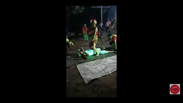Joged bung bung terbuang di bali Joged bung bung terbuang di bali