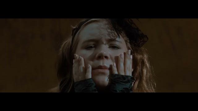 Wannabe me - veda (official music video) Wannabe me - veda (official music video)