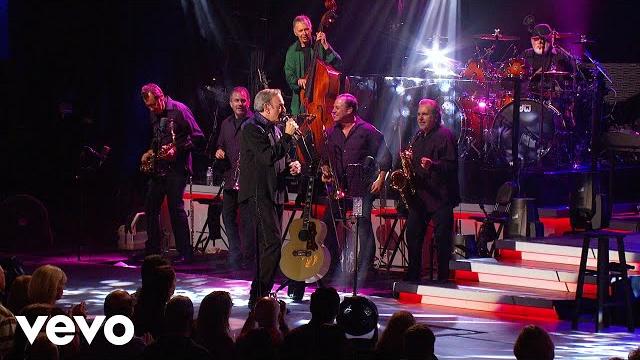 Neil diamond - cherry, cherry (live at the greek theatre / 2012) Neil diamond - cherry, cherry (live at the greek theatre / 2012)