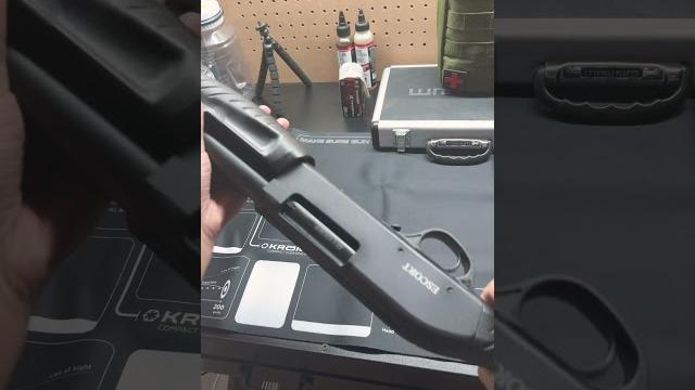 Escort shotgun 12 gauge #pewpew #rangeday #comeandtakeit #guns #america #outdoors #desert #shotgun Escort shotgun 12 gauge #pewpew #rangeday #comeandtakeit #guns #america #outdoors #desert #shotgun