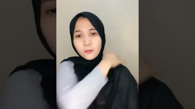 Jilbab cantik live kelihatan put1n9nya Jilbab cantik live kelihatan put1n9nya