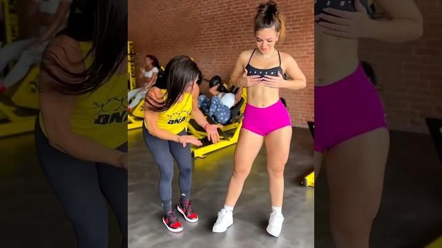 Mel maia check no shape #shorts #teamcarolvaz Mel maia check no shape #shorts #teamcarolvaz