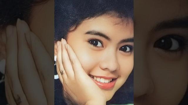 Novita sari dulu dan sekarang. #transformasiartis #duludansekarang #novitasari #cintakunempelterus Novita sari dulu dan sekarang. #transformasiartis #duludansekarang #novitasari #cintakunempelterus
