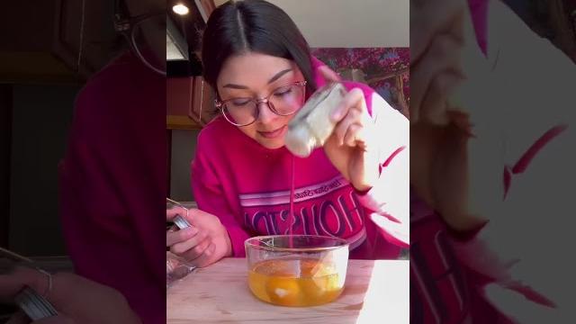 Let’s make a sandwich #shorts #edithgalvez Let’s make a sandwich #shorts #edithgalvez