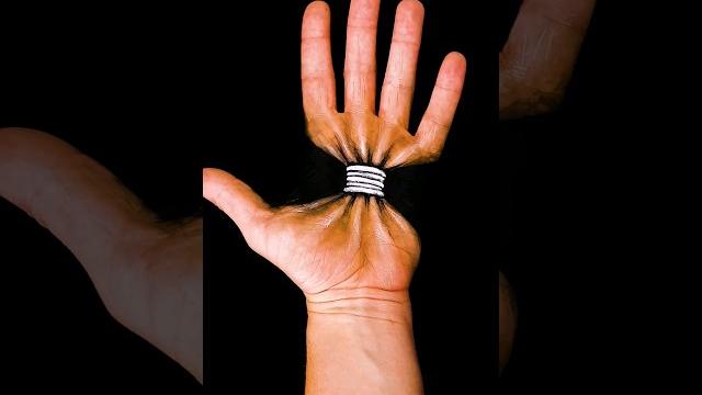 All you have to do is tie it tightly with a rubber band #illusion All you have to do is tie it tightly with a rubber band #illusion