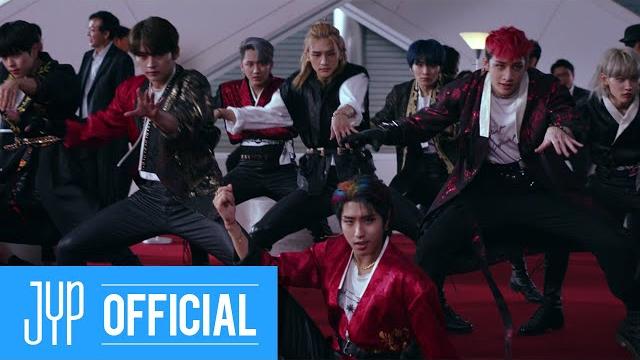 Stray kids "back door" m/v Stray kids "back door" m/v