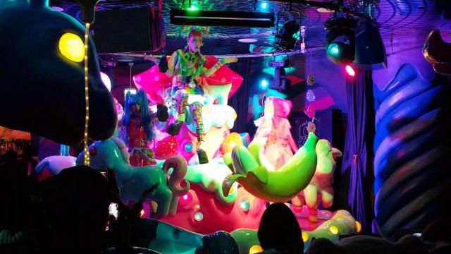 Kawaii monster cafe performance Kawaii monster cafe performance