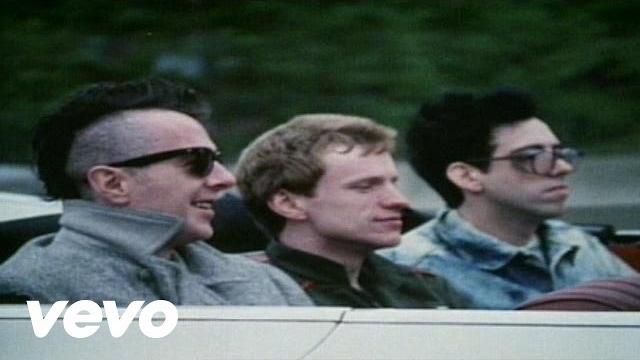 The clash - should i stay or should i go (official video) The clash - should i stay or should i go (official video)