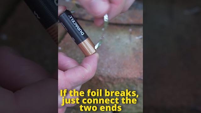 Survival skill: battery & foil fire Survival skill: battery & foil fire