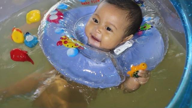 Kolam bak bayi lucu transparan - ibu dan balita indonesia Kolam bak bayi lucu transparan - ibu dan balita indonesia