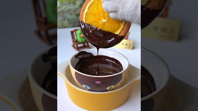全网爆火的橙子曲奇吃了會有好運氣哦!|| 料理猫王 ||会做饭的猫 #shorts 全网爆火的橙子曲奇吃了會有好運氣哦!|| 料理猫王 ||会做饭的猫 #shorts