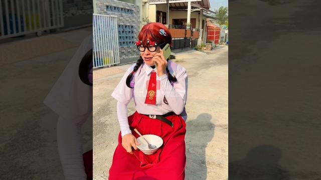 Makan bakso nanti emak yang bayar | nurrayni25 Makan bakso nanti emak yang bayar | nurrayni25