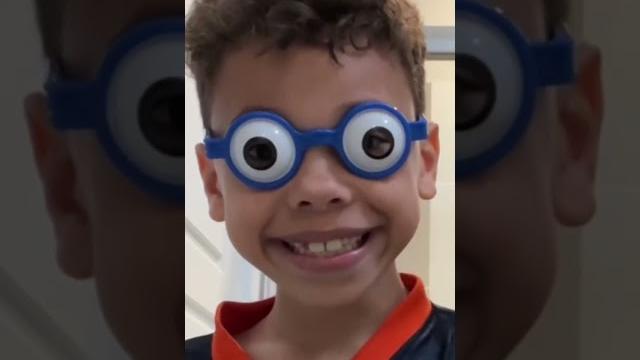 Fart spray in mask prank! Fart spray in mask prank!