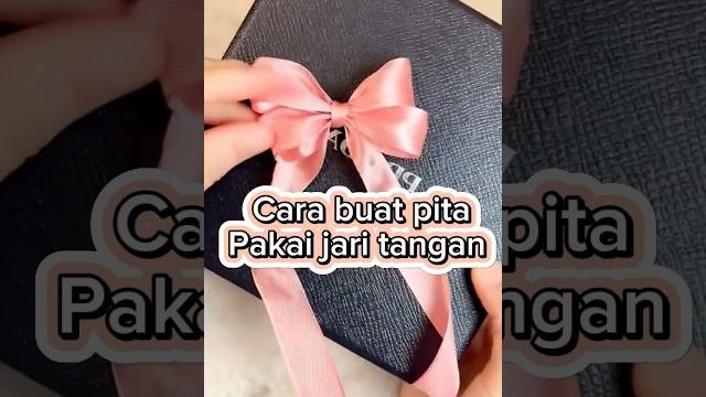 Cara buat pita dengan jari #youtubeshorts #shortsviral #tanganajaib #pita #tipsandtricks Cara buat pita dengan jari #youtubeshorts #shortsviral #tanganajaib #pita #tipsandtricks