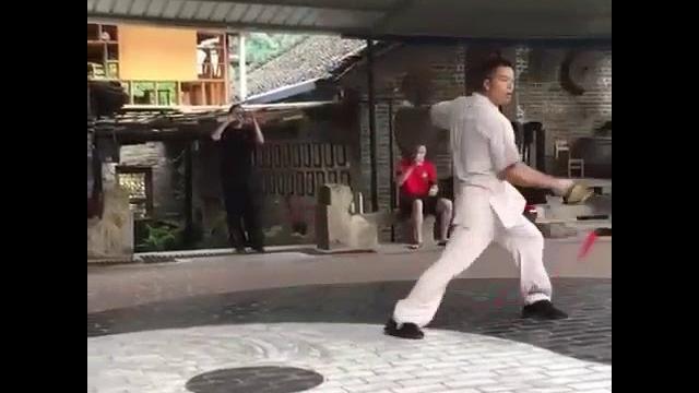 Chen tai chi longweapon Chen tai chi longweapon