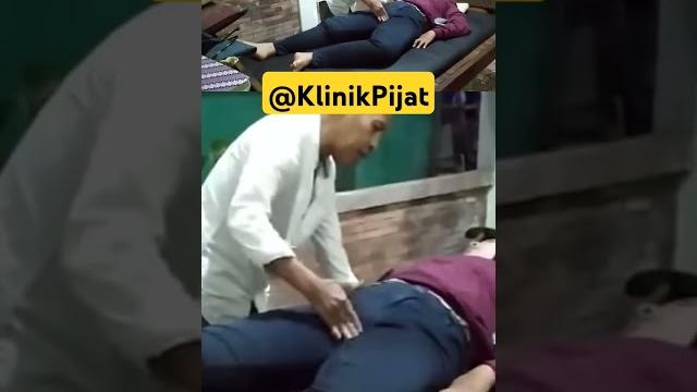 Terapi pijat sehat #massage #pijatpengobatan #viralvideo #pijattradisionaljawa #trending #pijat Terapi pijat sehat #massage #pijatpengobatan #viralvideo #pijattradisionaljawa #trending #pijat