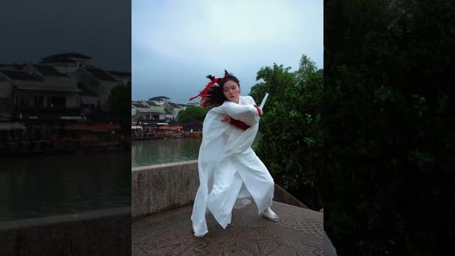 簡單易學的基礎劍法 快來交作業 #基礎劍法 #武俠 簡單易學的基礎劍法 快來交作業 #基礎劍法 #武俠