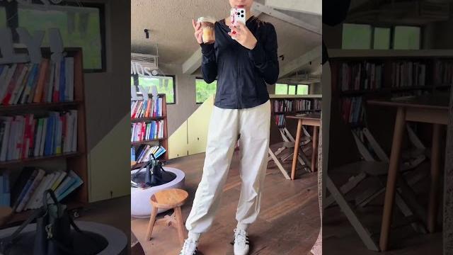 你记住,只要你真诚的对待这个人,你就是他这辈子遇到的天花板。 很多人他是没有被爱的能力的,他抓不住生命中的美好,他意识不到这个真诚的人就是他这辈子谈恋爱的天花板,他就不停的去辜负别人,后来发现,嗯 你记住,只要你真诚的对待这个人,你就是他这辈子遇到的天花板。 很多人他是没有被爱的能力的,他抓不住生命中的美好,他意识不到这个真诚的人就是他这辈子谈恋爱的天花板,他就不停的去辜负别人,后来发现,嗯