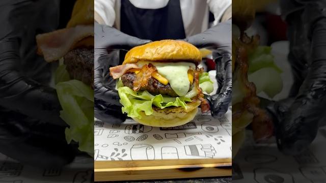 Hoje tem hambúrguer! #hamburg #hamburger Hoje tem hambúrguer! #hamburg #hamburger