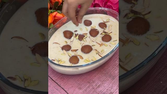 Zauq-e-shahi / gulab jamun rabdi Zauq-e-shahi / gulab jamun rabdi