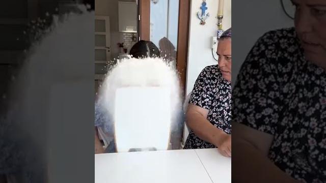 Gelin kaynana arasında olur böyle şeyler Gelin kaynana arasında olur böyle şeyler