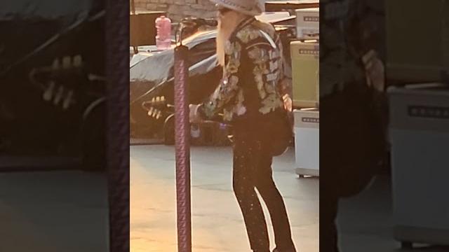 @zztop - waitin' for the bus - live 2025. #billygibbons #zztop #live #concert #band #guitar @zztop - waitin' for the bus - live 2025. #billygibbons #zztop #live #concert #band #guitar