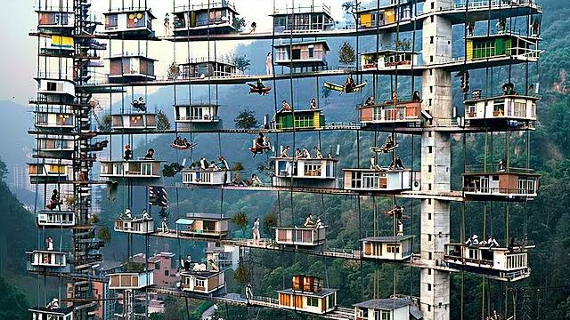 Es difícil de creer, pero hay gente que vive en estas casas Es difícil de creer, pero hay gente que vive en estas casas