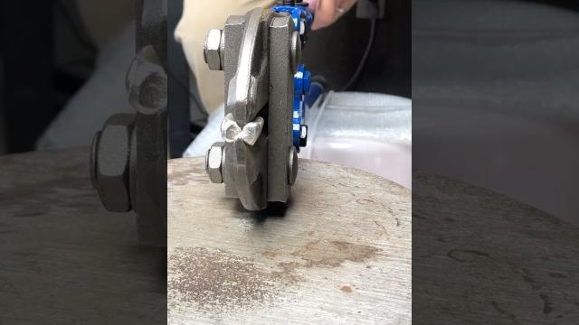 银块被夹断瞬间the moment the silver nugget breaks #diy #handmadejewelry #handmade #diy #metal #fracture 银块被夹断瞬间the moment the silver nugget breaks #diy #handmadejewelry #handmade #diy #metal #fracture