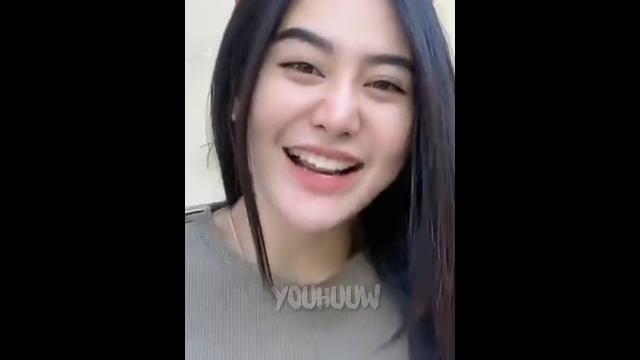 Cantik putih mulus dan seksi #shorts #shortsvideo #tiktokcantik #trendingshorts #trendingtiktok Cantik putih mulus dan seksi #shorts #shortsvideo #tiktokcantik #trendingshorts #trendingtiktok