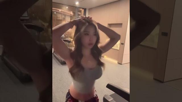 黑闰润202502102027 黑闰润202502102027