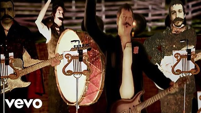 Modest mouse - float on (official music video) Modest mouse - float on (official music video)