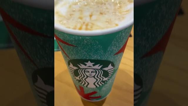 Let's drink starbucks caramel macchiato for christmas 星巴克焦糖瑪其朵 #review #delicious #coffee #コーヒー Let's drink starbucks caramel macchiato for christmas 星巴克焦糖瑪其朵 #review #delicious #coffee #コーヒー