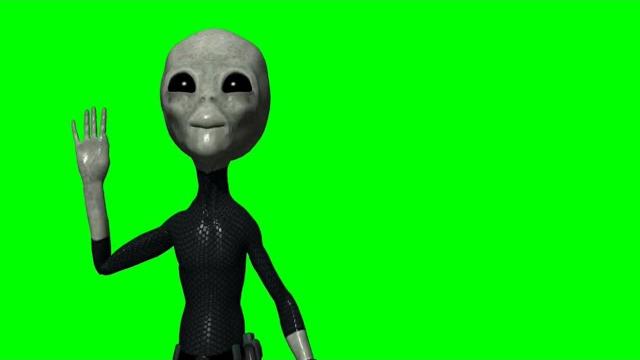 Green screen alien 1 / alien arrives / alien salutes Green screen alien 1 / alien arrives / alien salutes