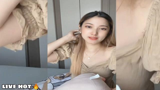 Goyang desah kesukaan tante boh*y Goyang desah kesukaan tante boh*y