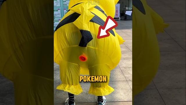 Bikin terkejut kentut di kostum pokemon #shorts Bikin terkejut kentut di kostum pokemon #shorts