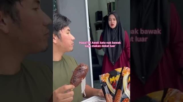 Sesekali belanja makan luar. Sesekali belanja makan luar.