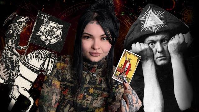 The confusing history of tarot cards The confusing history of tarot cards