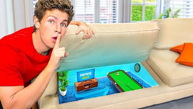 I built a secret room in my couch! I built a secret room in my couch!
