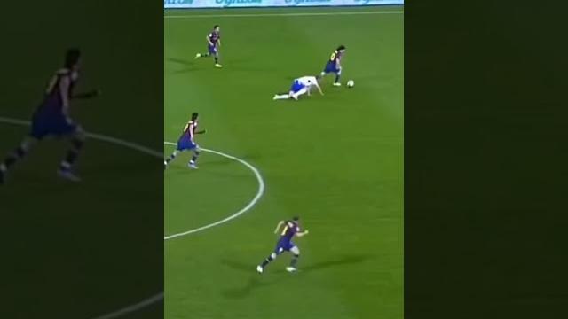 Messi dribbles entire team ️ Messi dribbles entire team ️