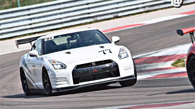 Onboard video, trackday, circuit dijon prenois, nissan gtr, streetperformance, gtr77 01:27.610 Onboard video, trackday, circuit dijon prenois, nissan gtr, streetperformance, gtr77 01:27.610