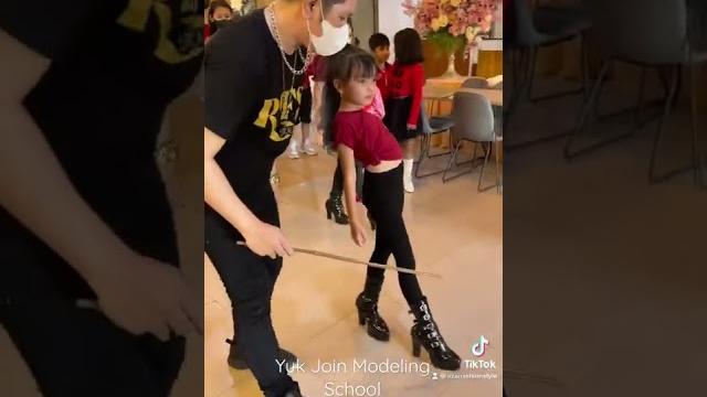 Modeling school || rizal fashion style Modeling school || rizal fashion style