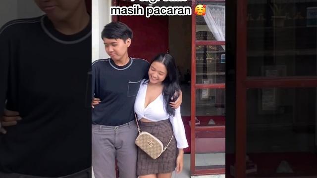 Pas masih pacaran vs setelah nikah dan punya anak #lucu #suamiistri #ngakak #prank #istri #viral Pas masih pacaran vs setelah nikah dan punya anak #lucu #suamiistri #ngakak #prank #istri #viral