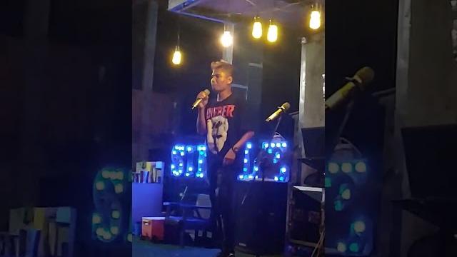 He voice is beautiful He voice is beautiful