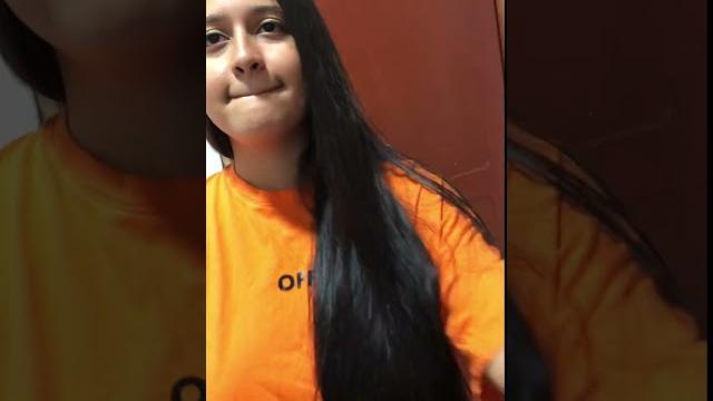 Mi prima aprovecha que estamos solos Mi prima aprovecha que estamos solos